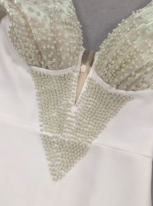 Robe modèle Elisenda White