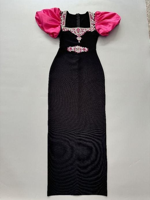 Virginas Red model dress