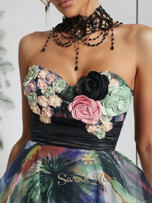 Charming model dress