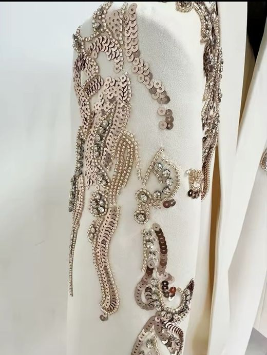 Vestido modelo Esplendor Marfil