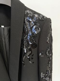 Vestido modelo Esplendor negro