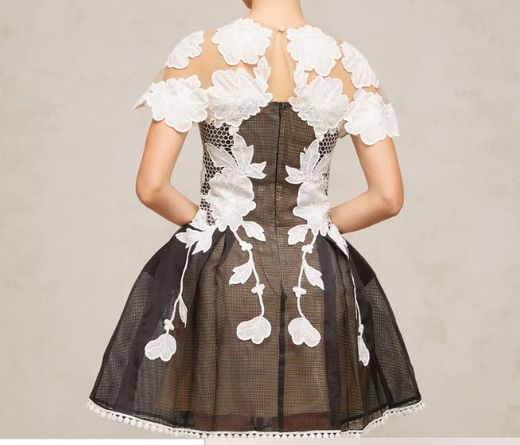 Robe modèle Estibaliz