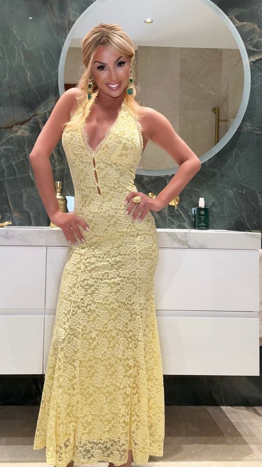 Vestido modelo Fantasía Amarilla