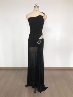 Vestido modelo Felicidad