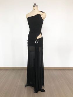 Vestido modelo Felicidad