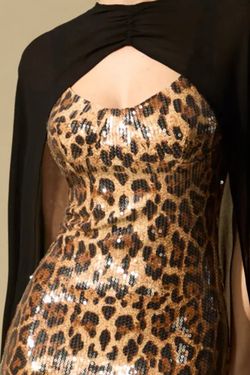 Vestido modelo Felina