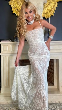 Gala model dress