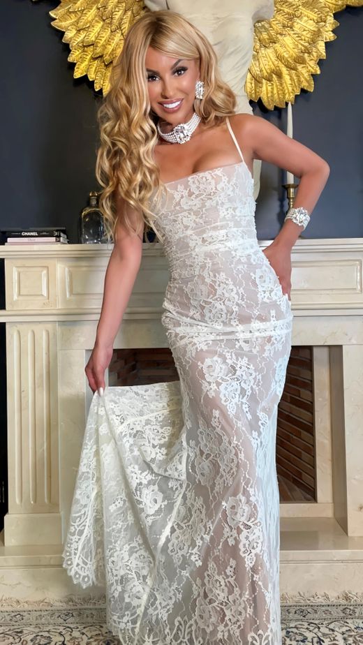 Gala model dress