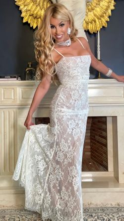 Gala model dress