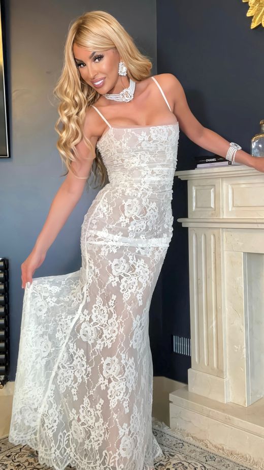 Gala model dress