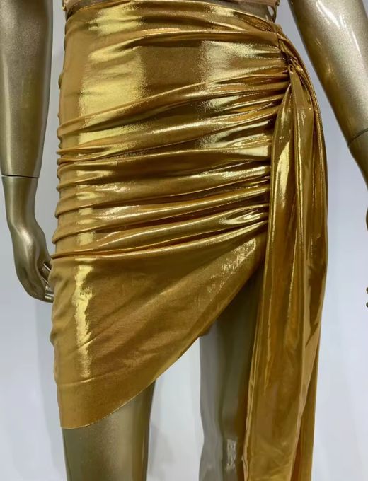 Vestido modelo Golden Eyes