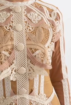 Robe modèle Holland