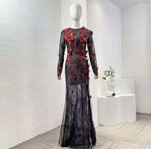 Robe modèle Kristen