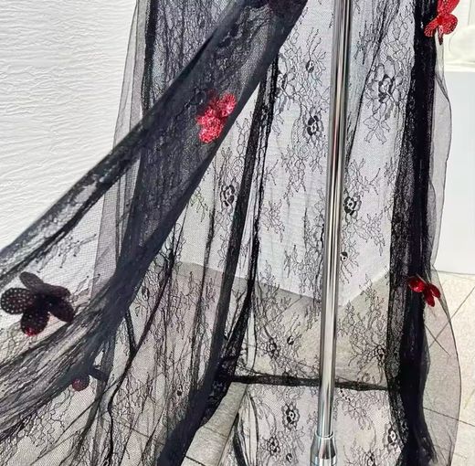 Robe modèle Kristen