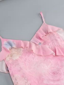 Leticia model dress