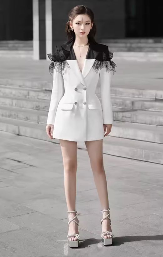 Vestido modelo Lindy