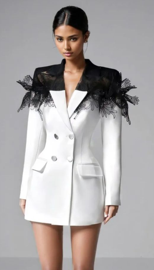 Vestido modelo Lindy