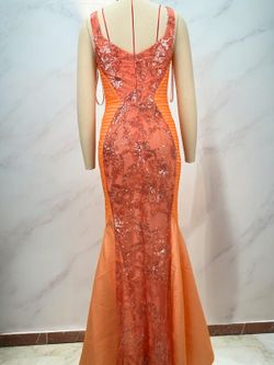 Vestido modelo Lorena