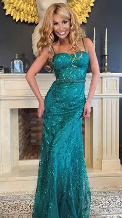 Emerald model dress