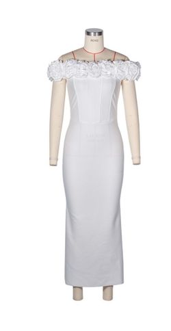 Vestido modelo Mariluz blanco