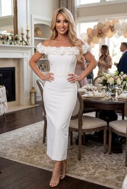 Vestido modelo Mariluz blanco