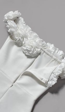 Vestido modelo Mariluz blanco