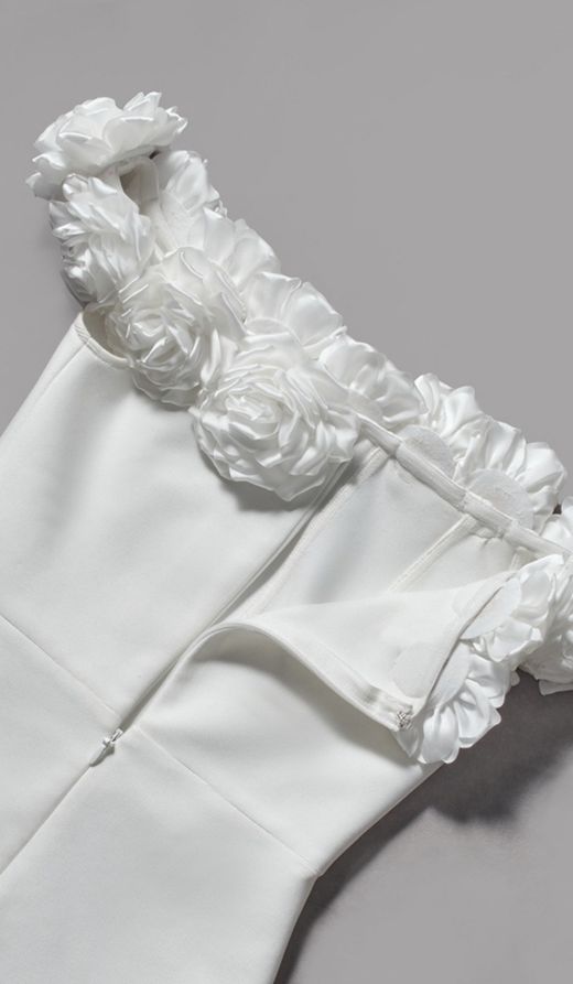 Vestido modelo Mariluz blanco