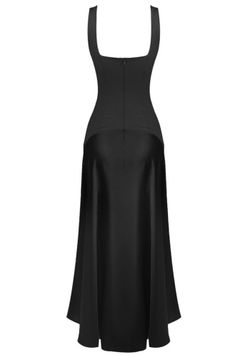 Vestido modelo Mariona negro