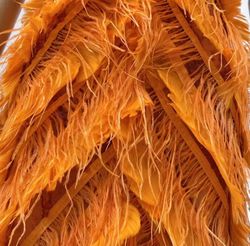 Vestido de plumas modelo Martha