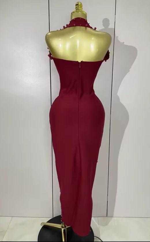 Vestido modelo Martinia burdeos