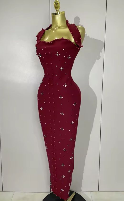 Vestido modelo Martinia burdeos