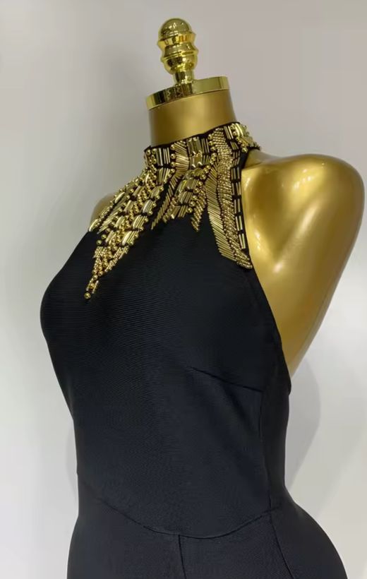 Vestido modelo Medianoche Dorada