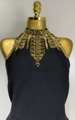 Vestido modelo Medianoche Dorada