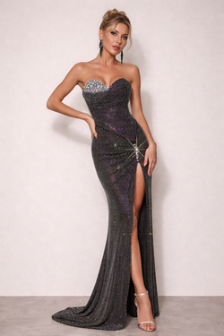 Vestido modelo Medusa