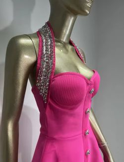 Vestido modelo Meryl Rosa