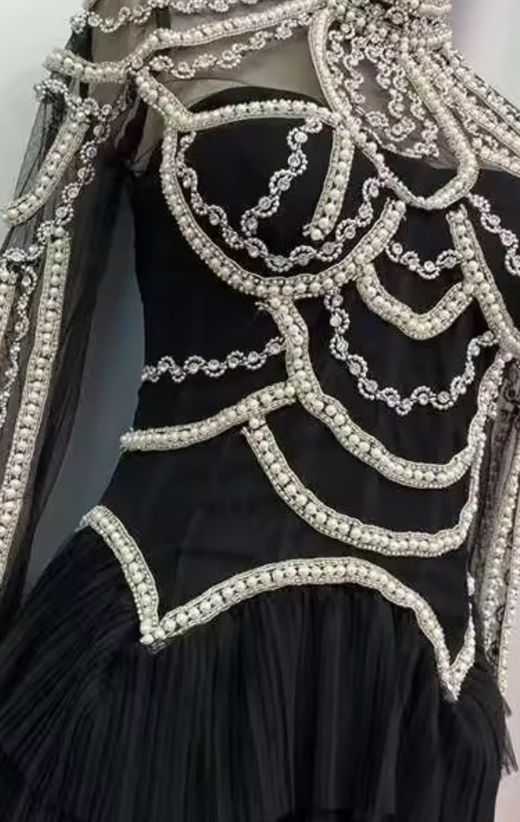 Vestido modelo Micaella negro