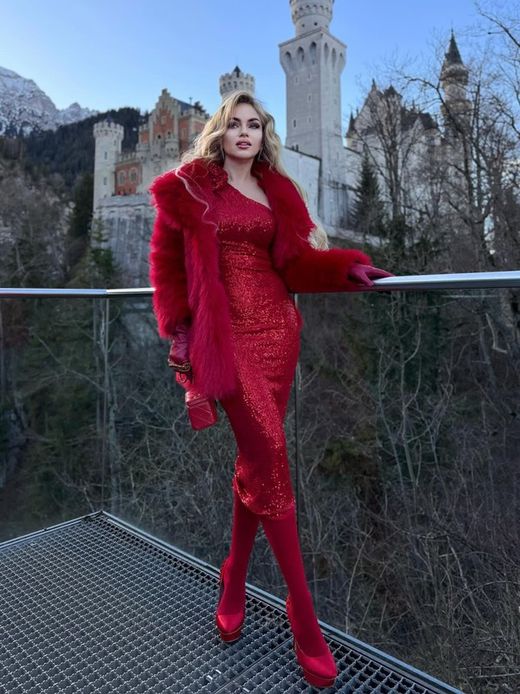 Robe modèle Minerve