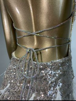 Miracle model dress