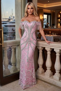 Vestido modelo Nagore