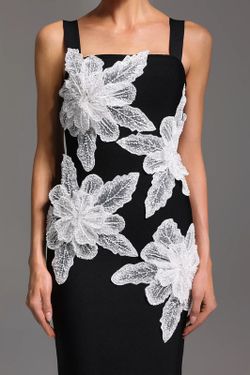 Vestido modelo Nairas