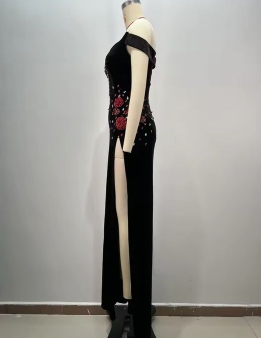 Vestido modelo Opera