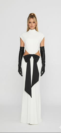 Vestido modelo Pasarela Blanca