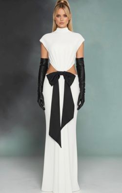 Vestido modelo Pasarela Blanca