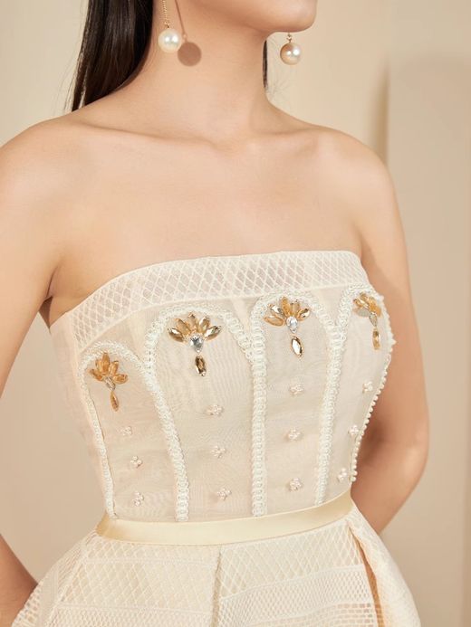 Vestido modelo Porcelana