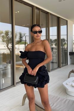 Preciosa model dress