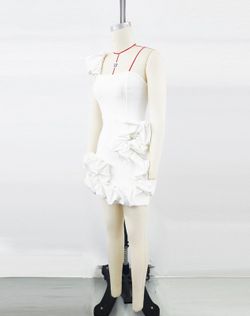 Robe modèle blanche Preciosa