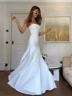 Pureza model dress