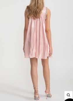 Vestido modelo Rosita Perlada