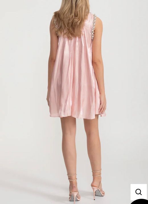 Vestido modelo Rosita Perlada