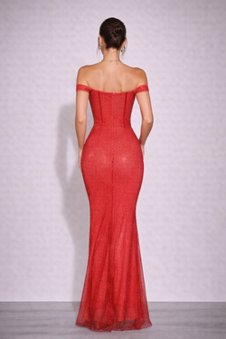 Vestido modelo Sirena roja